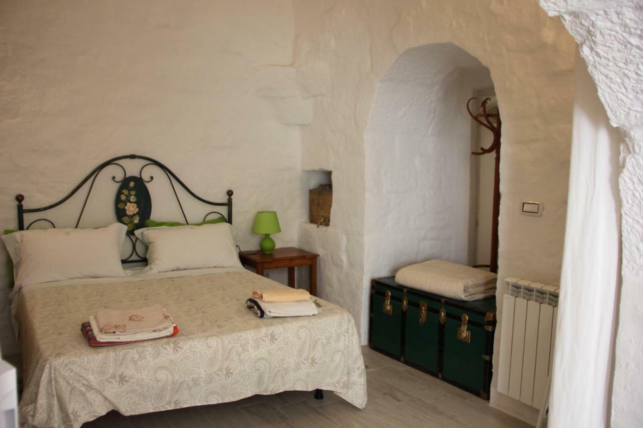 Dimora Verde B Con Trullo Masseria Poesia Чистерніно Екстер'єр фото